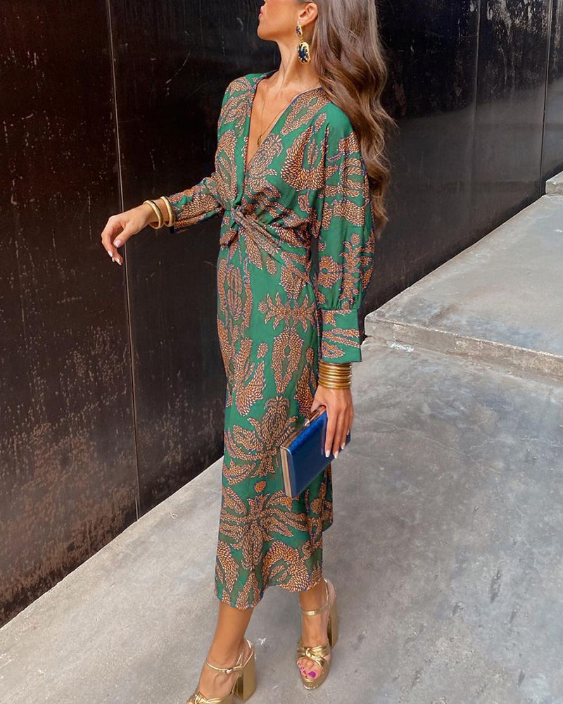 Charlotte | Elegant V-hals Kjole med Print