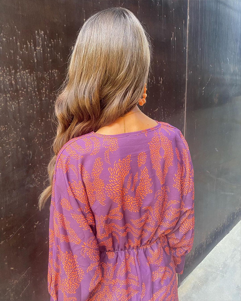 Charlotte | Elegant V-hals Kjole med Print