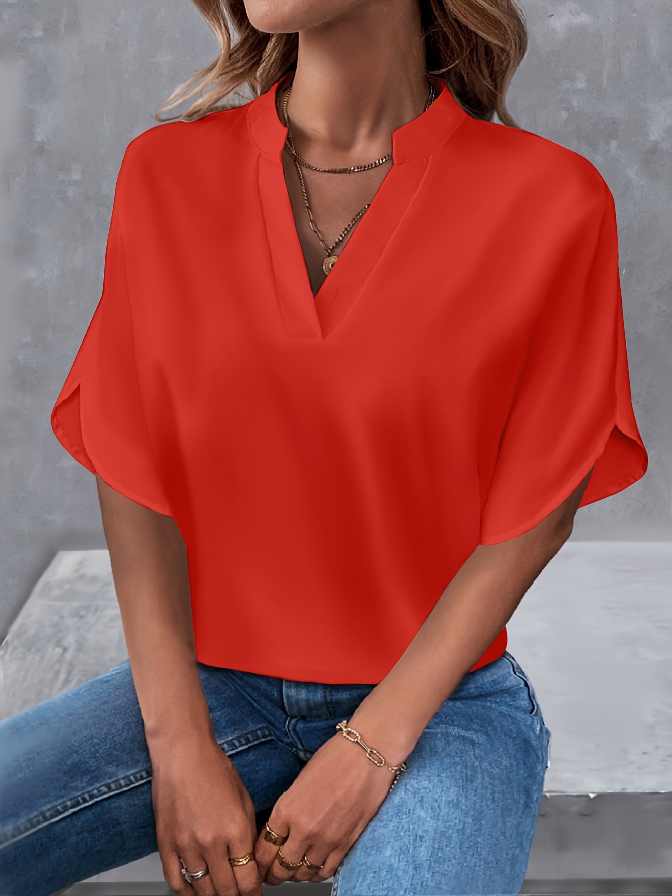 Freja™ | Elegant V-hals bluse