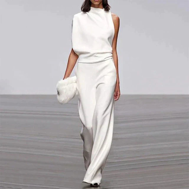 Sommerdragt med let og elegant stil
