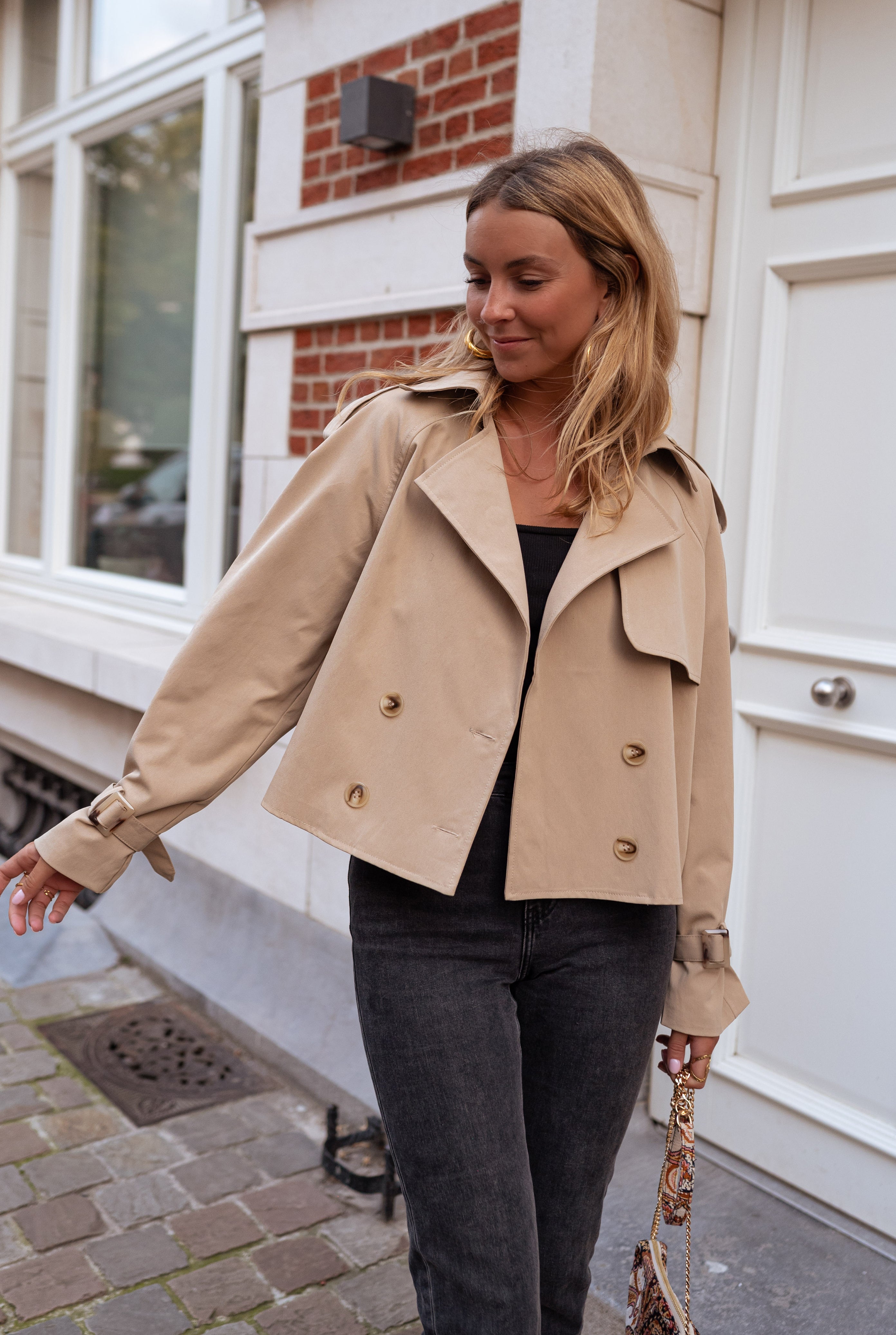 Lærke | Elegant Trenchcoat til Kvinder