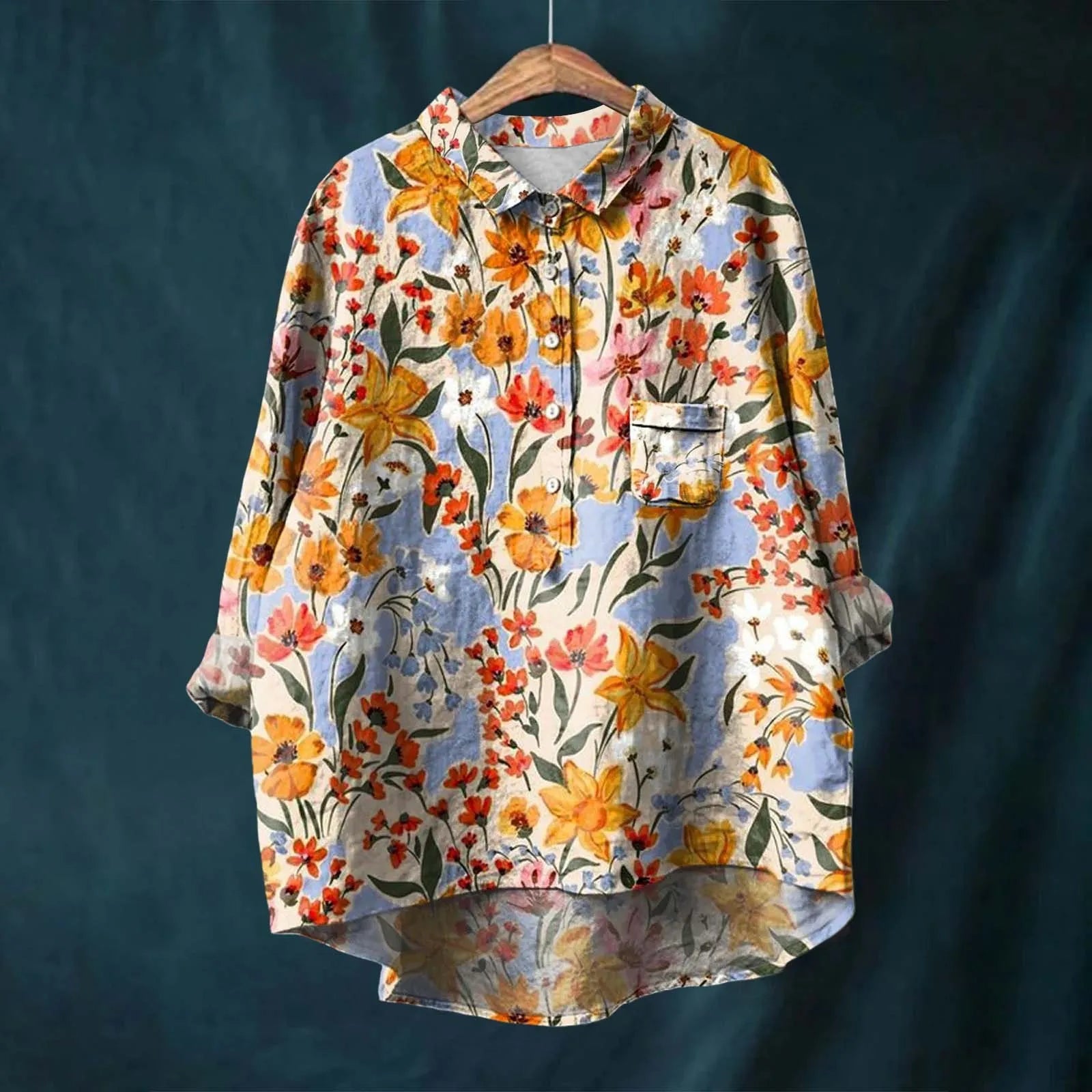 Stilfuld bluse med blomsterprint til damer