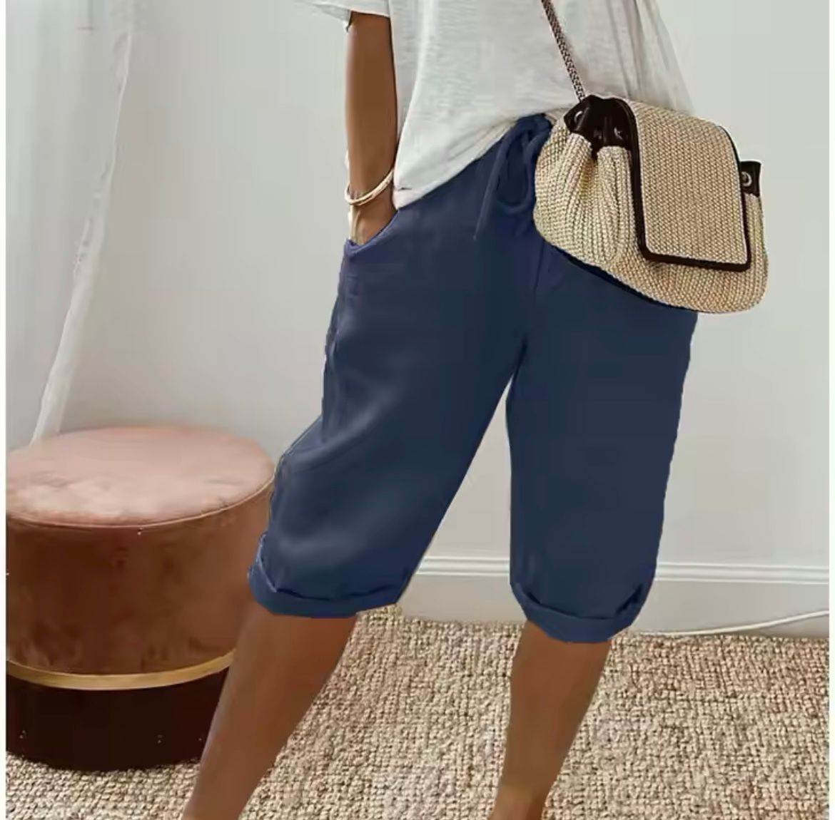 Dame Højtaljede Shorts i Kort Design