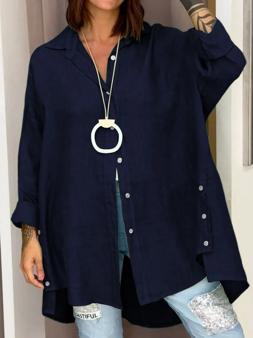Løs pasform skjorte med knapper for stilfuldt look