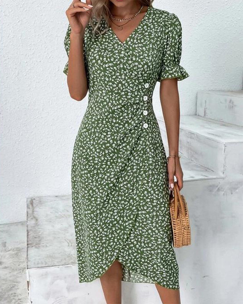 Rosa | Elegant Kjole med Blomsterprint og V-hals
