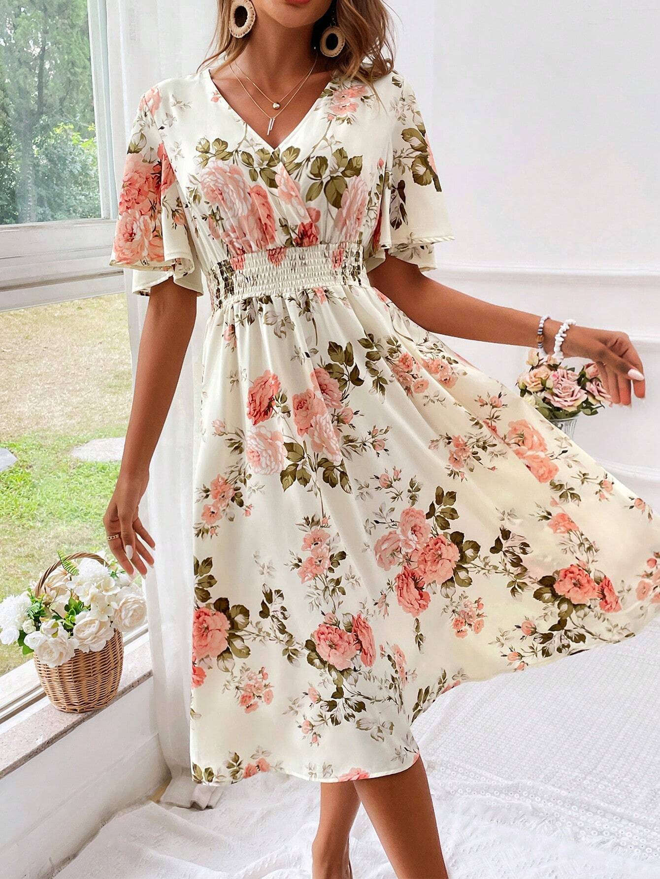 Edith | Elegant Blomstret Sommerkjole med V-hals