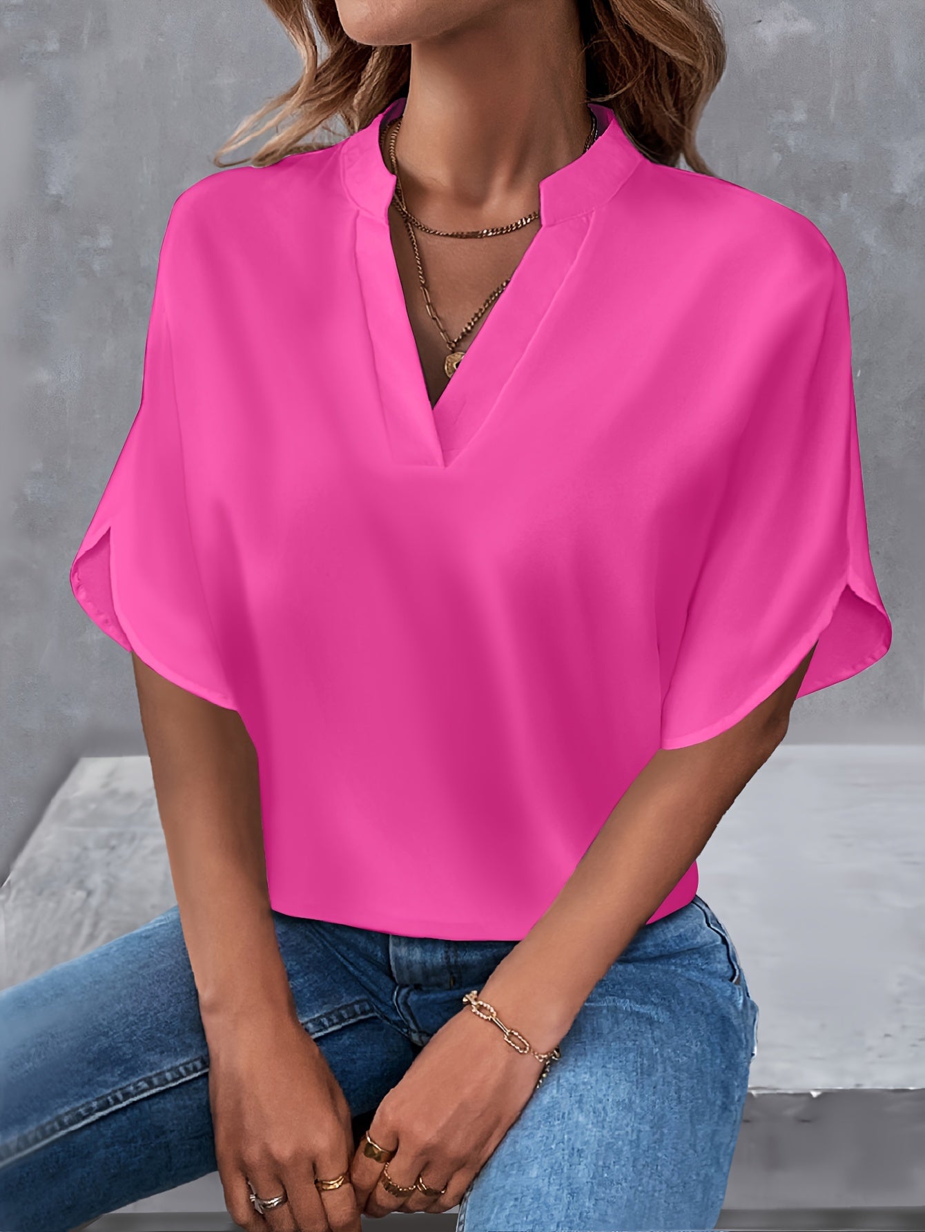 Freja™ | Elegant V-hals bluse