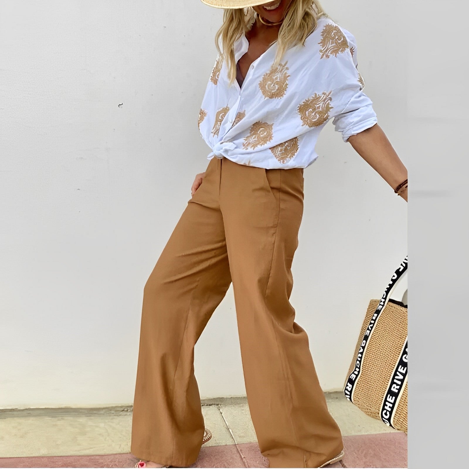 Elegant knapbluse til moderne kvinder
