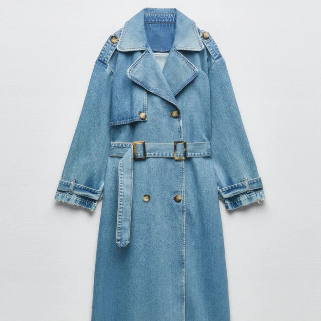 Laura | Lang Blå Trenchcoat til Kvinder med Bælte