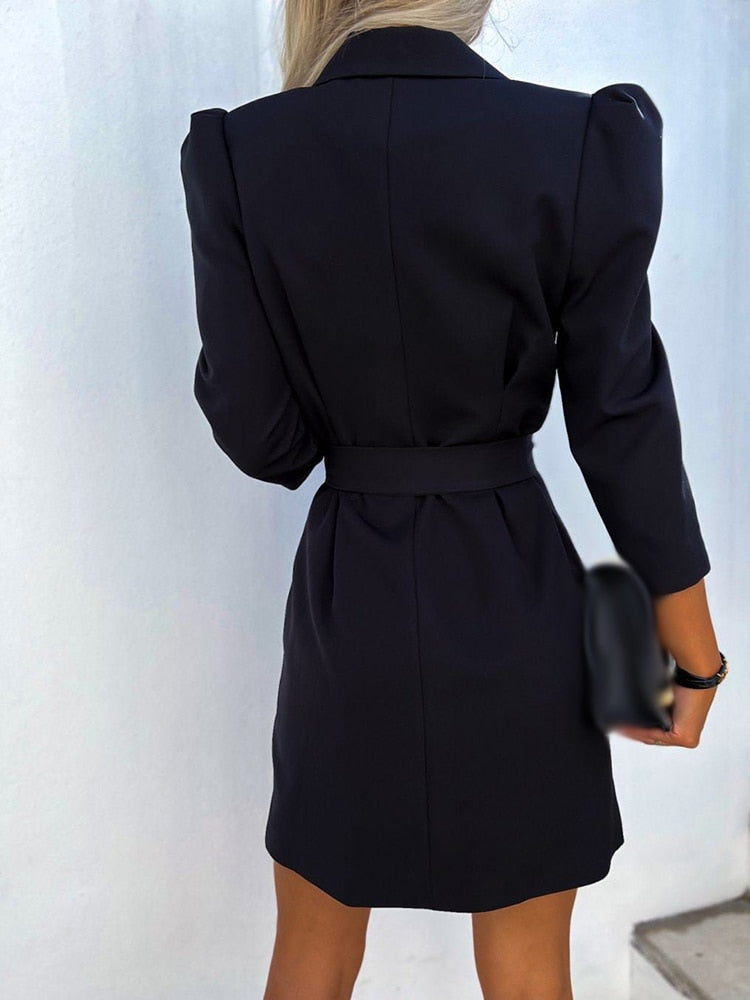 Elegant blazer kjole til moderne kvinder