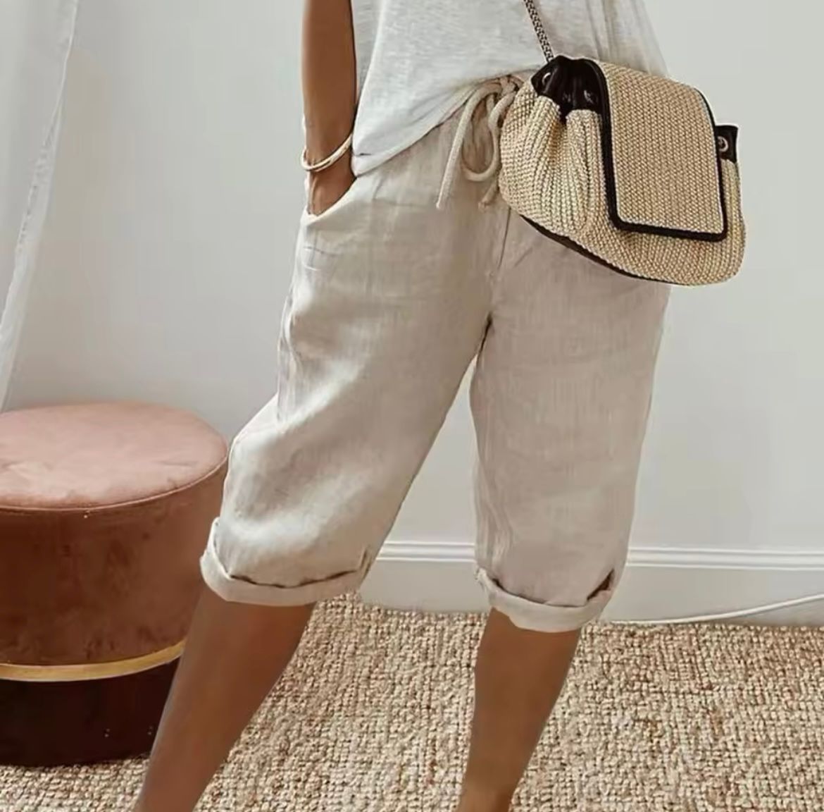 Dame Højtaljede Shorts i Kort Design