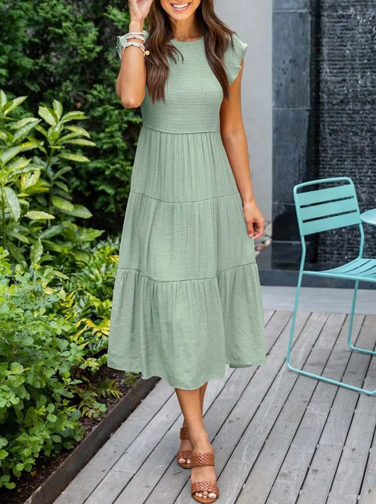 Ronja | Elegant Lagdelt Kjole med Flydende Design